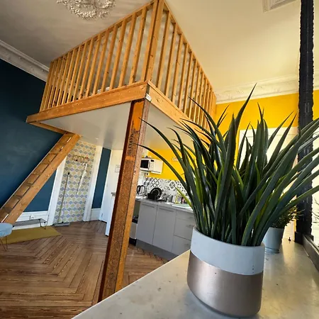 A Avec Mezzanine Rouen